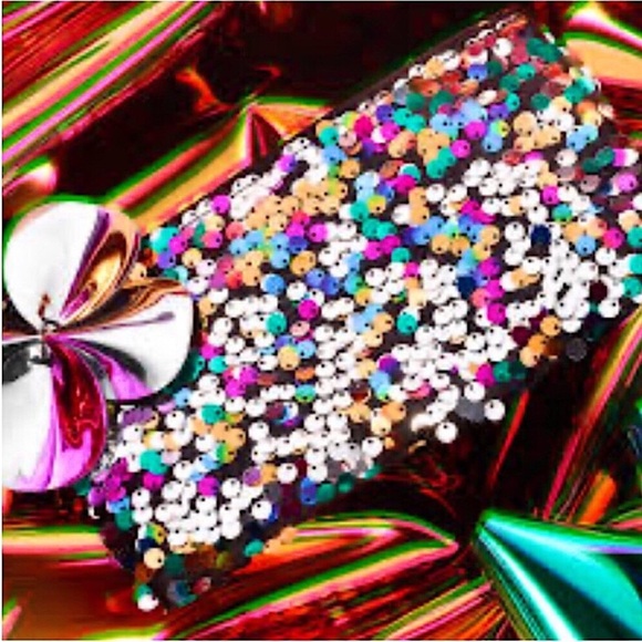 MAC Cosmetics Shiny Pretty Things Makeup Bag with Rainbow Sequins and Flower - Picture 2 of 10